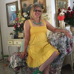 Meet your Posher, Delfina